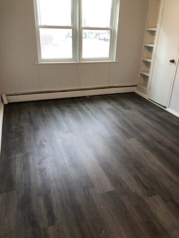 Building Photo - 611 W Washington St