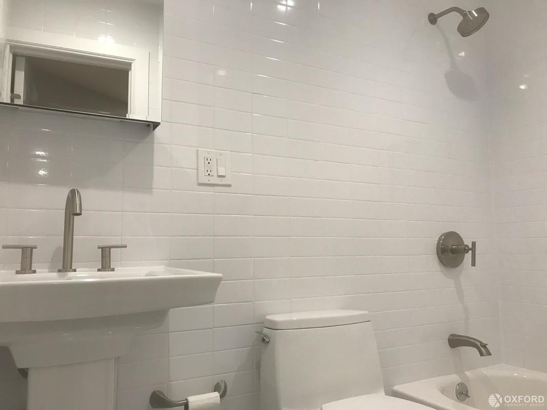 Building Photo - 328 E 59th St