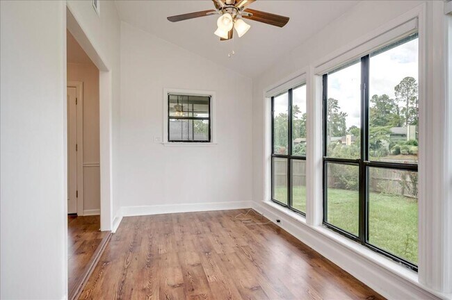 Building Photo - 3101 Bobcat Ct