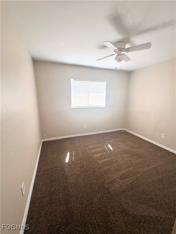 Building Photo - 4411 SW 9th Ave