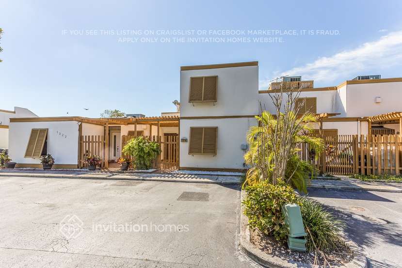 Building Photo - 1314 SW 131st Pl Cir E