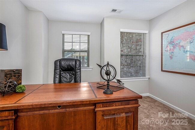 Building Photo - 9449 Glenburn Ln