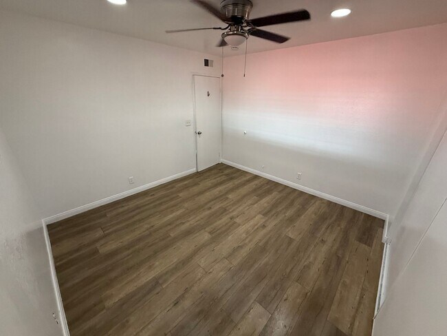 Building Photo - 2258 Pamela Ln