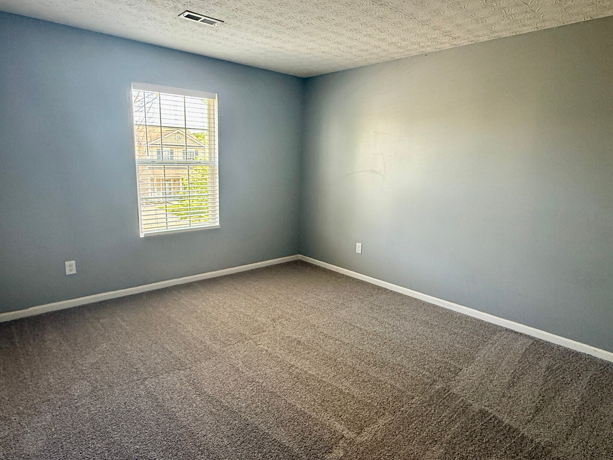 Building Photo - 4681 Grandover Dr