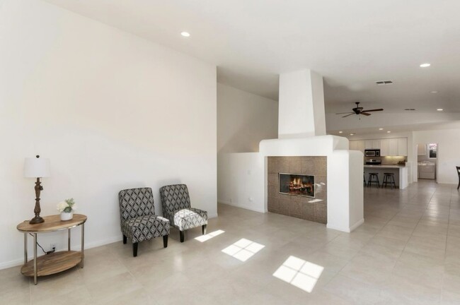 Building Photo - 49305 Rio Arenoso