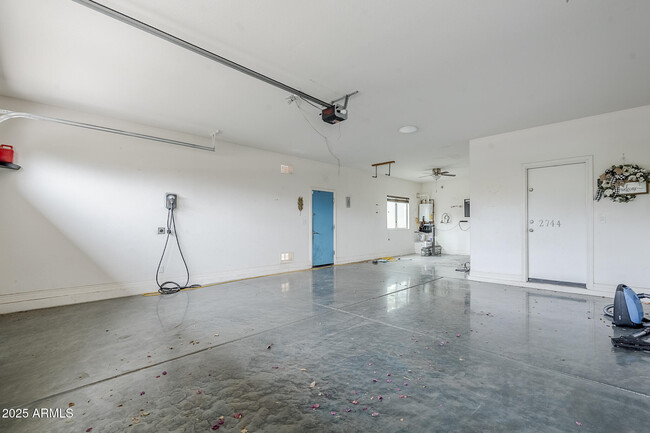 Building Photo - 2744 E Donato Dr