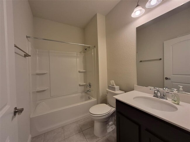 Building Photo - 108 Calhoun Ln