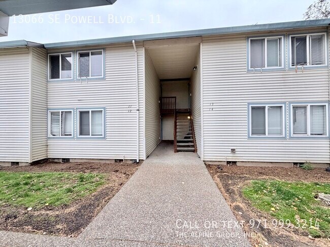 Building Photo - 13066 SE Powell Blvd