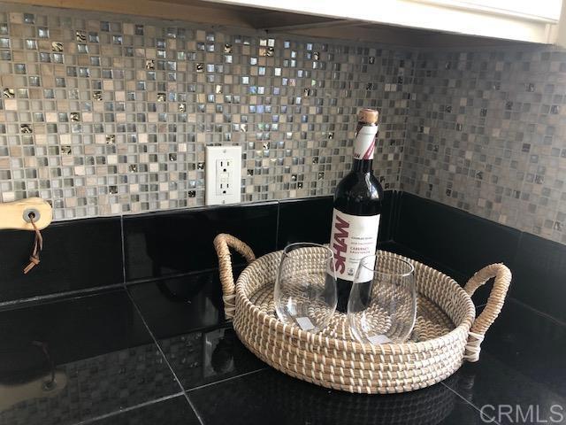 Building Photo - 2252 Etiwanda St