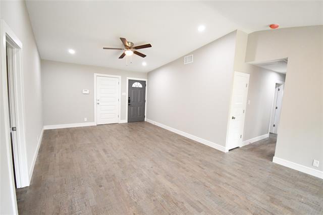 Building Photo - 1114 W Northgate Dr