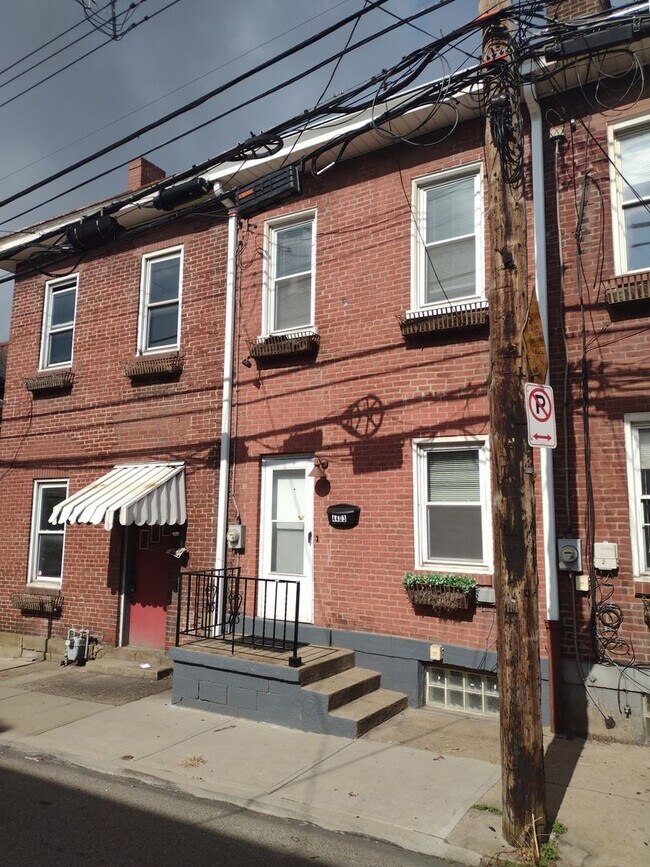 Building Photo - Beautiful Home for Rent