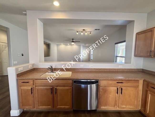 Building Photo - 14340 S Via Gualda