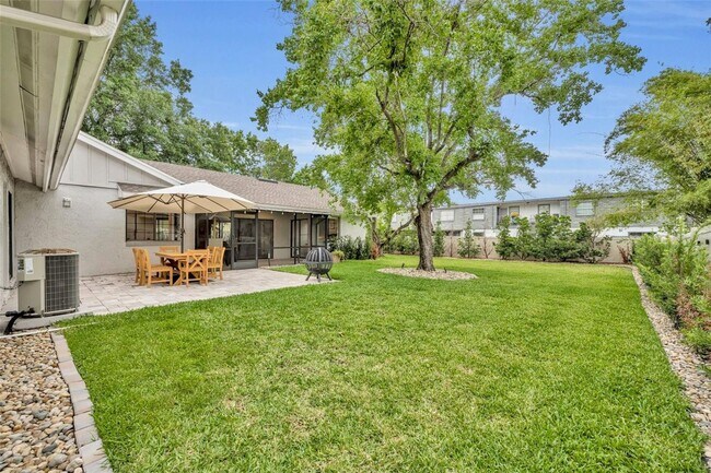Building Photo - Beautiful Winter Park home