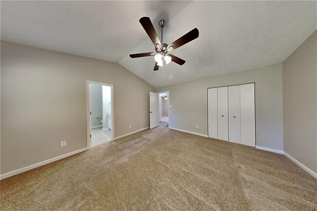 Building Photo - 4019 River Rock Way