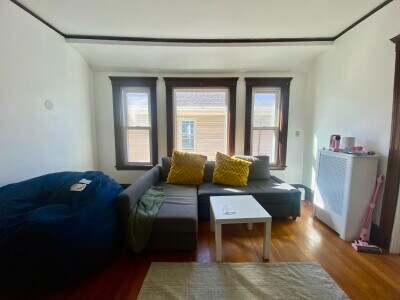 Building Photo - 100 W Adams St