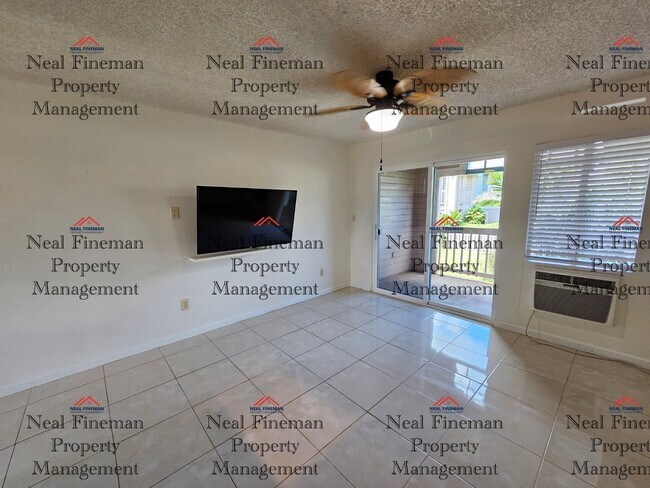 Building Photo - 2 Bed 1 Bath, One parking Condo Hoomaka Vi...