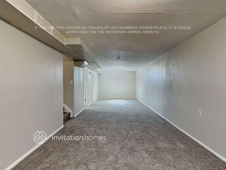 Building Photo - 5430 Crystal St