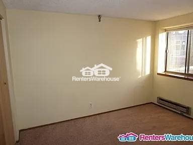 Building Photo - 925 N 30th Ave