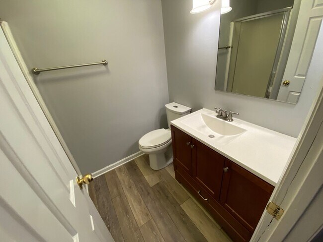 Building Photo - 3 Bedroom 2.5 Bath 2 car garage Fully updated home for rent in Gibsonville with  Granite counter ...