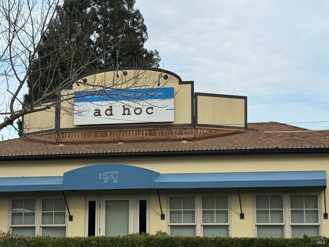 Building Photo - 1876 Heritage Way