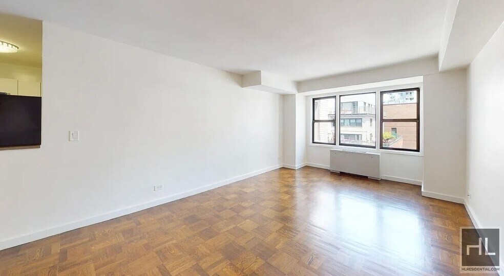 Primary Photo - EAST 63 STREET
