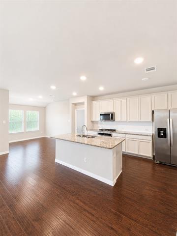 Building Photo - 1124 Rountree Ct