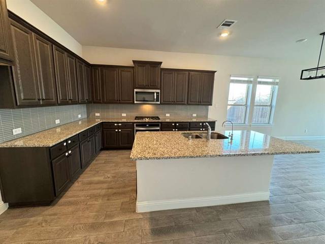 Building Photo - 15323 Mossy Oak Ln