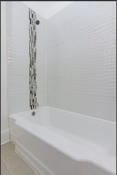 Building Photo - 7754 S Muskegon Ave