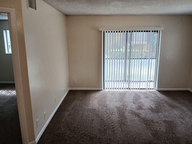 Building Photo - 677 Trace Cir