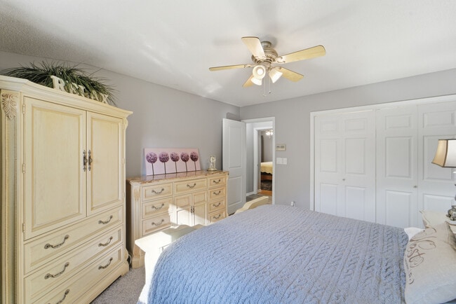 Building Photo - 6502 Allison Ave