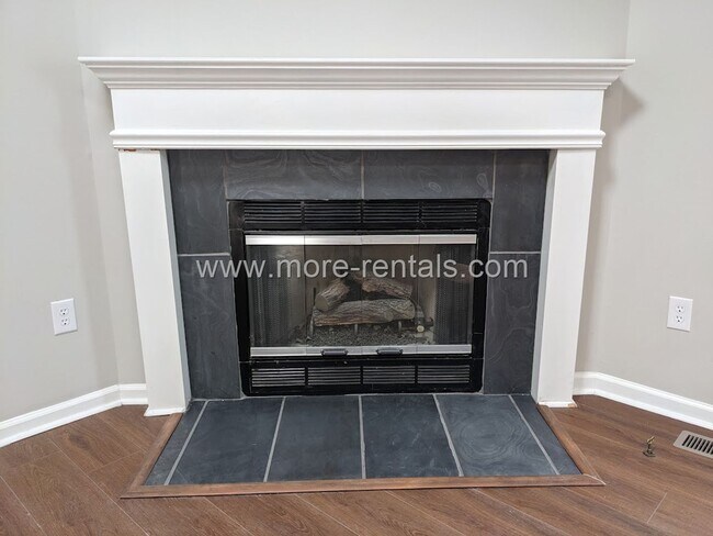 Building Photo - Remodeled house in Galloway