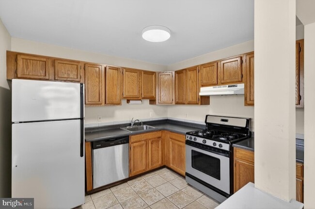 Building Photo - 4202 Waltham Ct