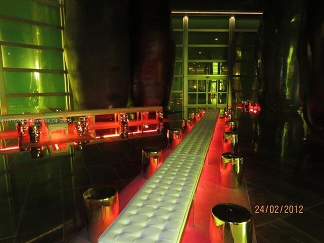 Building Photo - 475 Brickell Ave