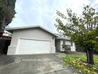 Building Photo - 716 Whispering Bay Ln