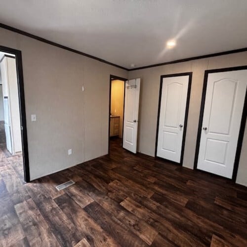 Building Photo - 475 Landis Ln