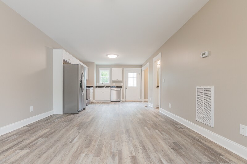 Building Photo - 3306 Chattanooga Rd