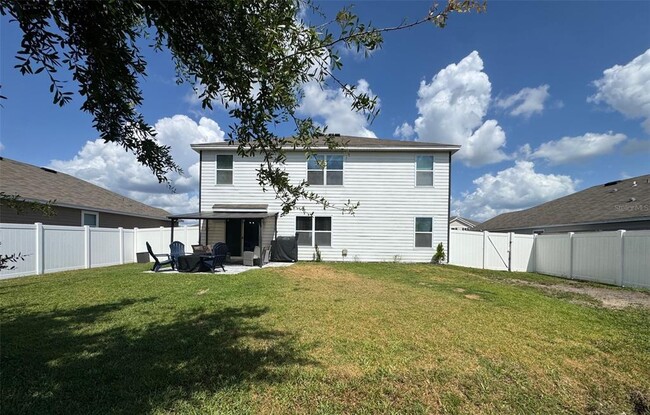Building Photo - 890 NW 253 Dr