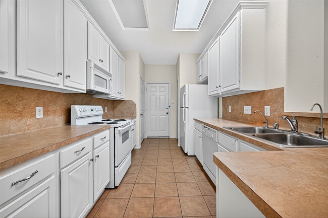 Building Photo - 25222 Boulder Bend Ln
