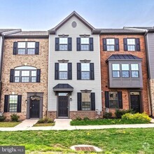 Building Photo - 14007 Sunrise Valley Dr