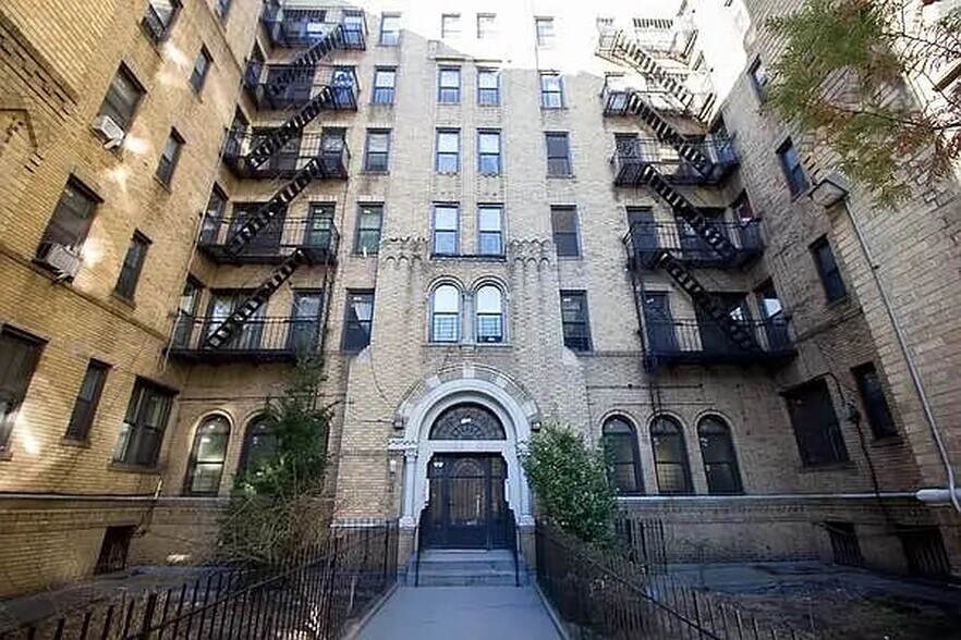 Building Photo - 377 Montgomery St