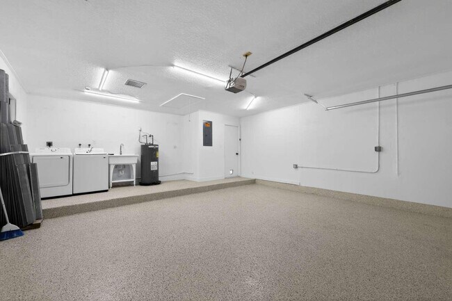 Building Photo - 1329 SW 151st Way