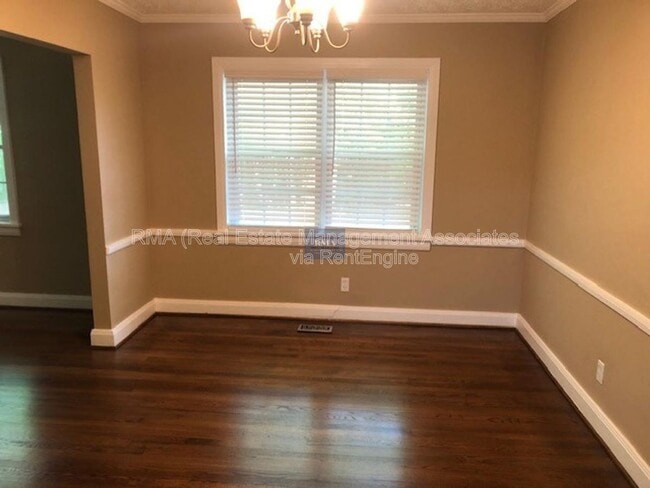 Building Photo - 17025 Wildwood Rd