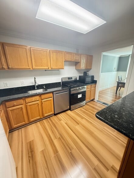 Building Photo - 11801 Rockville Pike