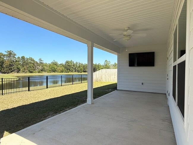 Building Photo - 125 Emarie Grey Cir