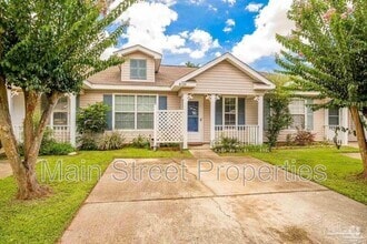 Building Photo - 8124 Heirloom Dr