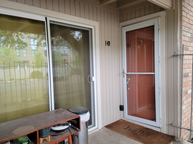 Building Photo - 5326 Fleetwood Oaks Ave