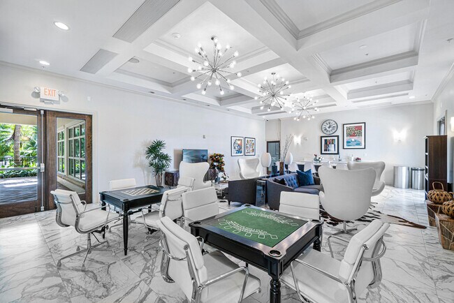 Building Photo - 600 S Dixie Hwy