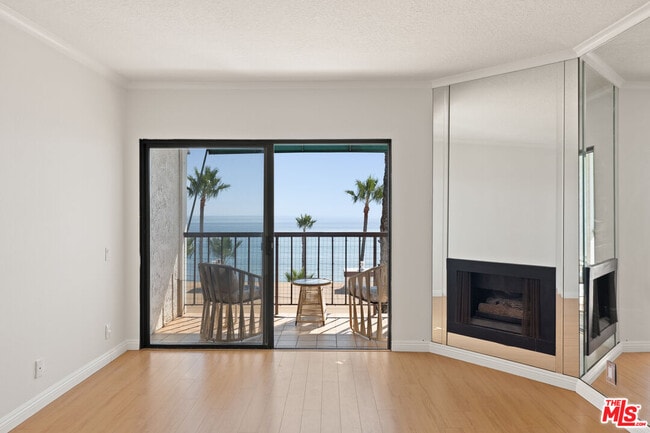 Building Photo - 26664 Seagull Way