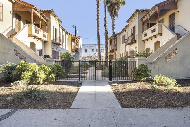 Building Photo - 4172 Leimert Blvd