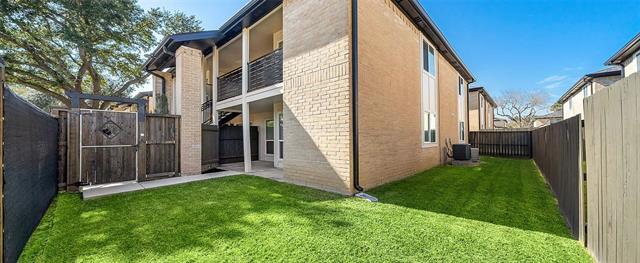 Building Photo - 16311 Luzerne Dr